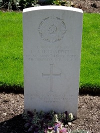 Klagenfurt War Cemetery - Gladwell, Leslie James Howard